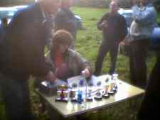 Andrea rechnet die Punkte aus